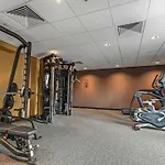 Deluxe 2 Bed York Flat With Gym Sleeps 6